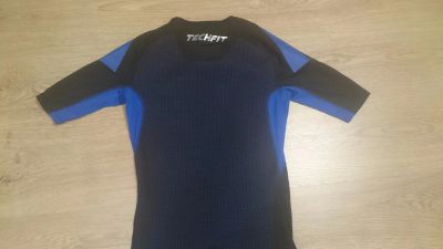 Лот: 12625427. Фото: 1. Футболка Adidas techfit compression. Футболки, поло