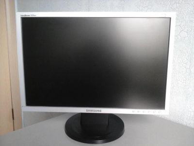 Лот: 7169029. Фото: 1. Монитор. ЖК-мониторы