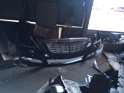 Лот: 5316720. Фото: 1. Mercedes Benz E бампер передний. Кузов