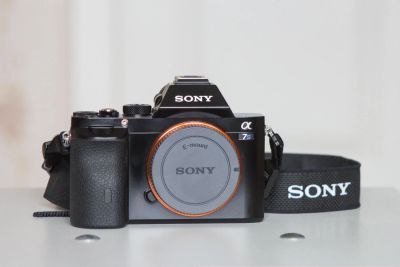 Лот: 8037939. Фото: 1. Sony Alpha ILCE-7S Body + переходник... Цифровые беззеркальные со сменной оптикой