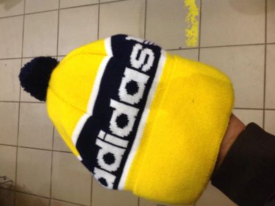 Лот: 4660170. Фото: 1. Шапка адидас Adidas желтая. Головные уборы