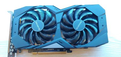 Лот: 17132671. Фото: 1. Видеокарта Gigabyte rx 5500xt... Видеокарты