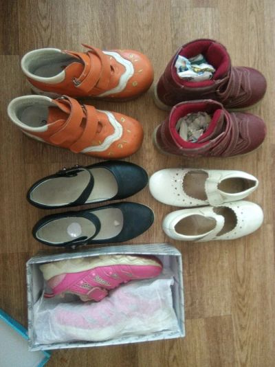 Лот: 14546348. Фото: 1. Обувь для девочки. Ботинки