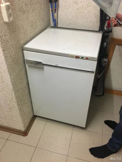 Лот: 9186497. Фото: 1. Морозилка с рубля. Холодильники, морозильные камеры