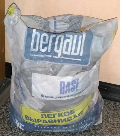 Лот: 7975963. Фото: 1. Грубый, базовый ровнитель для... Смеси, шпатлевки, цемент
