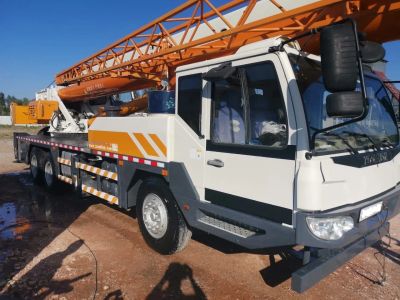 Лот: 12244793. Фото: 1. Продам Автокран Zoomlion QY30V. Грузовики, автобусы, спецтехника