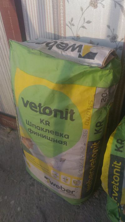 Лот: 13743760. Фото: 1. Шпаклевка финишная Vetonit KR... Смеси, шпатлевки, цемент