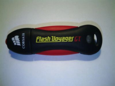 Лот: 5062387. Фото: 1. USB Флеш накопитель(флешка)Corsair... USB-флеш карты