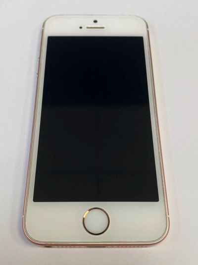 Лот: 15596655. Фото: 1. Apple iPhone SE 16Gb Rose Gold... Смартфоны