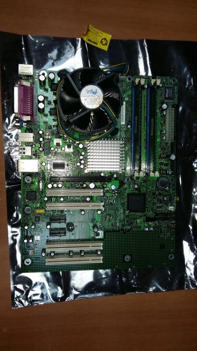 Лот: 8036448. Фото: 1. Плата материнская Intel D915PGN... Материнские платы