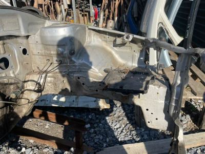 Лот: 23272353. Фото: 1. лонжерон Hyundai Accent LC, LC2. Двигатель и элементы двигателя