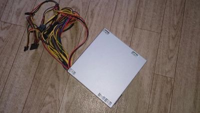 Лот: 4323179. Фото: 1. Блок питания 550W. Корпуса, блоки питания