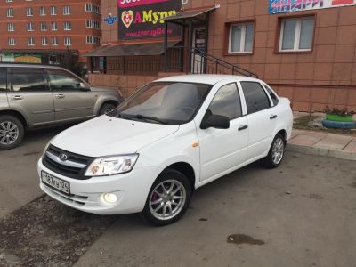 Лот: 9430693. Фото: 1. Лада Гранта. Автомобили