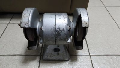 Лот: 16249022. Фото: 1. Электроточило ИЭ 9701 У4. Электроинструмент