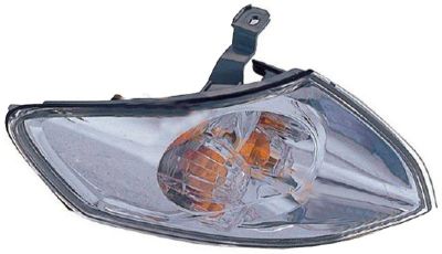 Лот: 7384018. Фото: 1. Габарит Mazda 626 ( ) (2000 -... Оптика и освещение