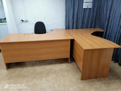 Лот: 17580590. Фото: 1. Стол для офиса. Компьютерные и письменные столы