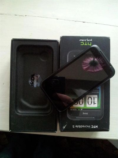 Лот: 3238035. Фото: 1. HTC Incredible S (неисправен). Смартфоны