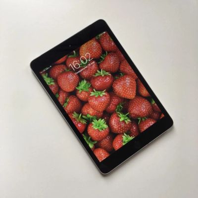Лот: 11610784. Фото: 1. Apple iPad mini 3 Wi-Fi Cellular... Планшеты