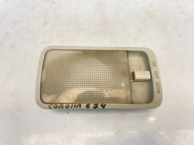 Лот: 25513191. Фото: 1. плафон салона toyota Corolla ZZE120. Салон