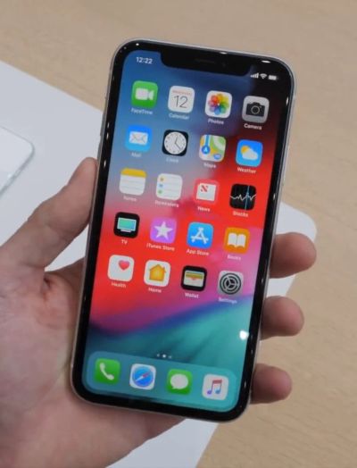 Лот: 14760886. Фото: 1. iPhone XR 64 Гб. Смартфоны