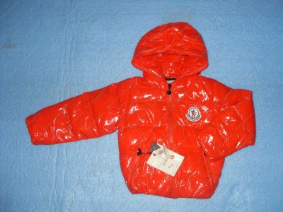 Лот: 7116605. Фото: 1. E168 детская куртка Moncler (ПУХ... Верхняя одежда