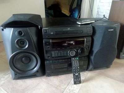 Лот: 16111428. Фото: 1. Sony mnc - 551, HI-FI отличный... Музыкальные центры, магнитолы