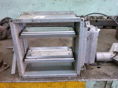 Лот: 7071933. Фото: 1. Заслонка с электроприводом Siemens... Вентиляция