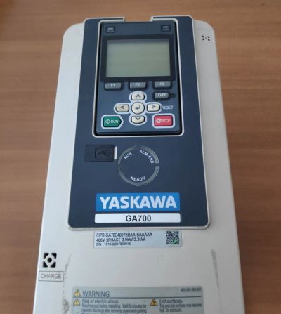 Лот: 22647129. Фото: 1. Частотный преобразователь Yaskawa... Запчасти для промышленного оборудования