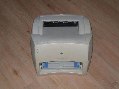 Лот: 4784944. Фото: 1. Принтер HP LazerJet 1000. Лазерные принтеры