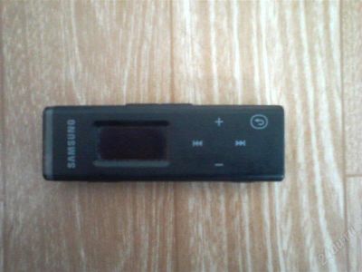 Лот: 1293709. Фото: 1. Плеер Samsung YP-U3QB 2Gb black. Плееры