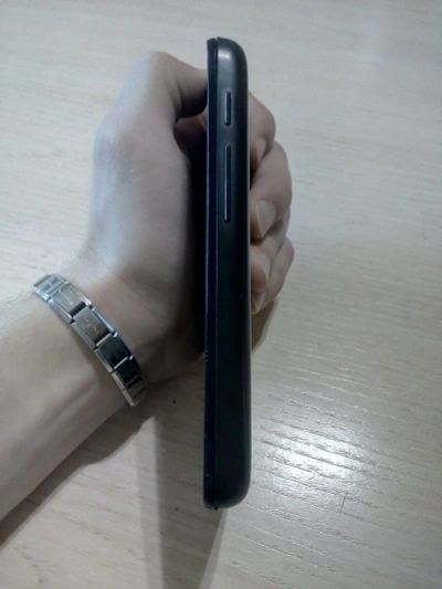 Лот: 11995843. Фото: 1. alcatel one touch pixi 3 4027... Кнопочные мобильные телефоны