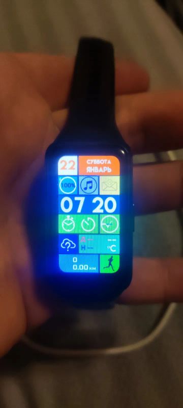 Лот: 21094917. Фото: 1. Фитнес браслет huawei band 6. Смарт-часы, фитнес-браслеты, аксессуары