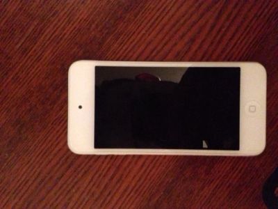 Лот: 5191298. Фото: 1. Apple iPod touch 5 32gb на гарантии... Плееры