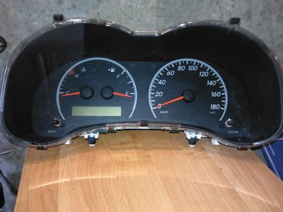 Лот: 3279554. Фото: 1. Комбинация приборов Toyota Corolla... Электроприборы для автомобиля