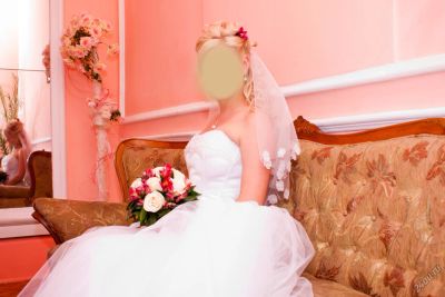 Лот: 4492228. Фото: 1. Свадебное платье + фата. Другое (свадебная мода)