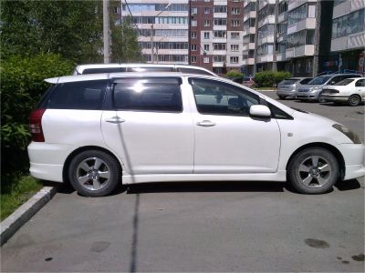 Лот: 9848058. Фото: 1. Toyota Wish. Автомобили
