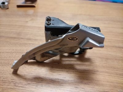 Лот: 18125438. Фото: 1. Передний переключатель Shimano... Запчасти
