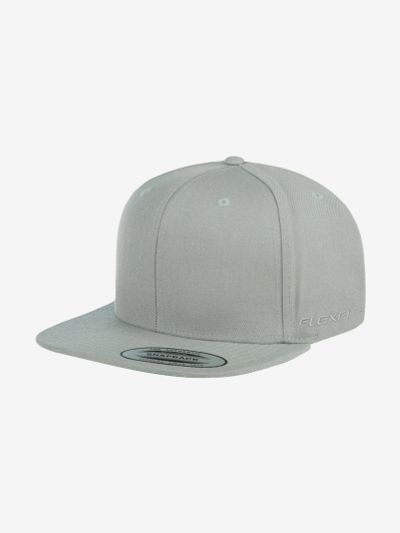 Лот: 22839269. Фото: 1. Бейсболка с прямым козырьком FLEXFIT... Другое (спортивная одежда)