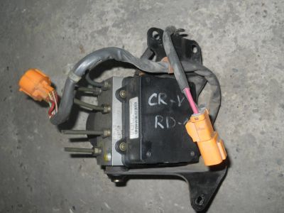 Лот: 21788450. Фото: 1. Блок ABS на Honda CR-V RD1,2. Тормозная система