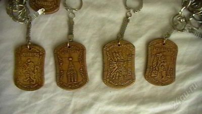 Лот: 867841. Фото: 1. Брелок из бересты с символикой... Другое (ручная работа)