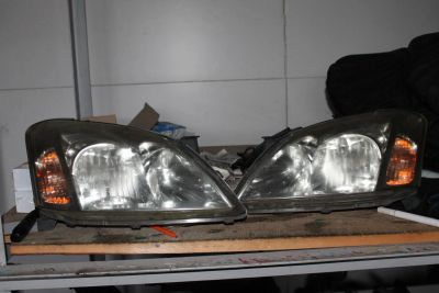 Лот: 2845305. Фото: 1. Фары Toyota Allex , Runx nze-zze... Оптика и освещение