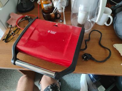 Лот: 25524162. Фото: 1. Электрогриль russell hobbs. Кухонная
