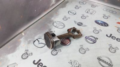 Лот: 23587940. Фото: 1. Шатун Mazda 6 LF-VE LFY2-11-010. Двигатель и элементы двигателя