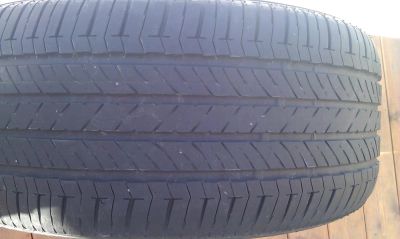 Лот: 4454482. Фото: 1. R20 245/50 продам 2 шины bridgestone... Шины