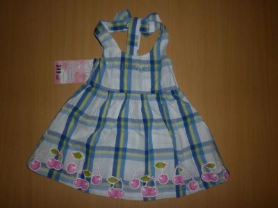 Лот: 3569319. Фото: 1. сарафанчик с вишенками. Платья, сарафаны