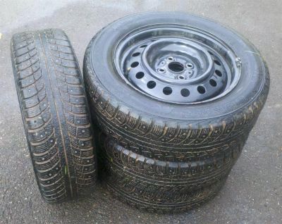 Лот: 3229993. Фото: 1. Gislaved Nord Frost 5 (185/65R15... Шины на дисках