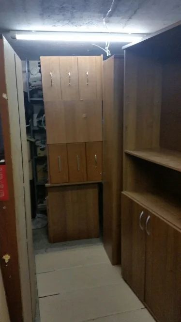 Лот: 8486575. Фото: 1. Тумбочки. Компьютерные и письменные столы