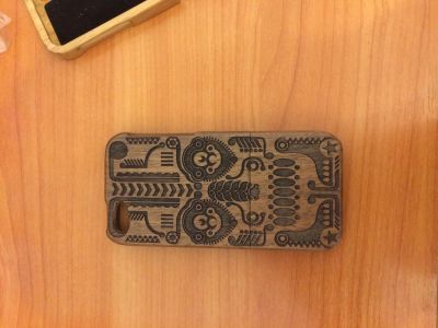 Лот: 4464487. Фото: 1. Деревянный чехол на iPhone 4/4s. Чехлы, бамперы