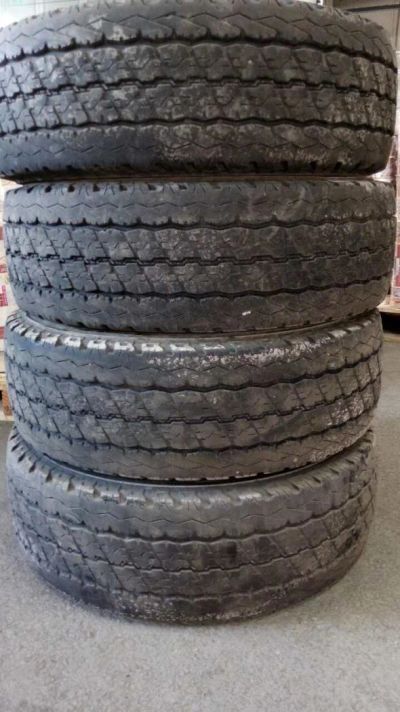 Лот: 9402233. Фото: 1. Покрышки Bridgestone Duravis 215... Шины