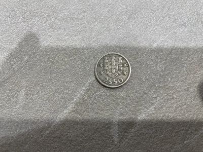 Лот: 17449699. Фото: 1. 2,5 эскудо Португалия 1965. Европа